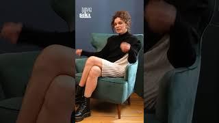 "Özge abla askerdeyim, zor durumdayım, lütfen çıplak fotoğraf atar mısın?" #özgeözpirinçci