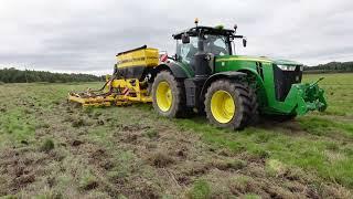 Claydon Hybrid T6 pulled by John Deere 3870 R direct drilling into three year grass land for seeds