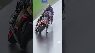 ️ #Motorcycle Racing In The Rain: Mathew Scholtz Backs It In #shorts