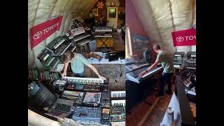 The Mighty Being - Live looping synths in the studio with Squarp Hapax