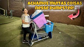 Achamos muitas coisas nesse dumpster dos Estados Unidos!