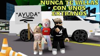 NUNCA TE VALLAS CON UNOS EXTRAÑOSHISTORIAS DE ROBLOX |GAMER VICKY