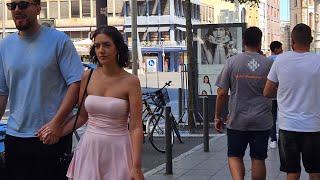 FRANKFURT/GERMANY/Walking Tour in Taunus Park/Operenplatz/Goethestrasse