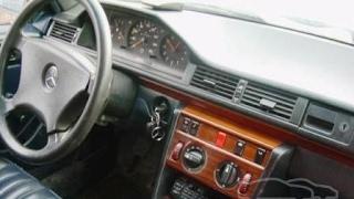 Как снять панель (торпеду) на Mercedes W124