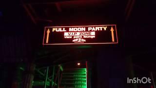 Пляж и улочки где проходит Full Moon Party.