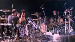 Godsmack - Drum Battle HD - Sully Erna vs Shannon Larkin - Batalla De Los Tambores (HD)