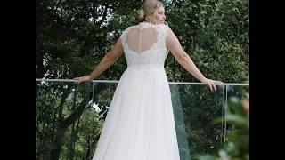 Dionis Bridal Gown