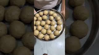 Dry fruits laddu #dryfruits #laddugopal#food #music#love #cooking #trending #recipe #trendingshorts