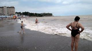 Погода 2017, супер грязный пляж в Джубга (чёрное море) - не рекомендую