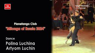 “Milonga de Rusia 2024”, escenario de tango, final. "Libertango".  Polina Luchina y Artyom Luchin.