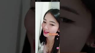 Vania Clarisa | Ada yang mau aku cium biar ga cium tembok lagi | Bigo Live