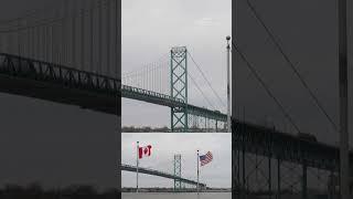 7,400 jobs added and unemployment rate rise to 6.9% in April: Statistics Canada