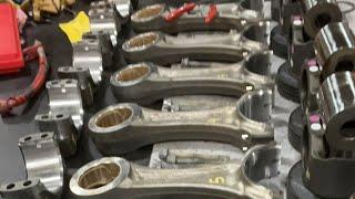 Building pistons up on isx 2250 and connecting the rods