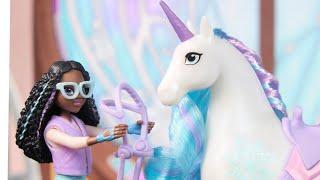 Unicorn Academy Layla and Glacier figure set