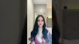 Putri Naya Barbar Mango Live Hot