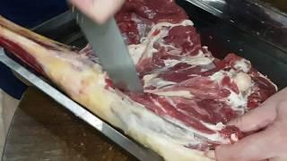 Разделка бараньей ноги за 3 минуты. Boning lamb 3 min #Обвалкамяса #Баранина #ДегустаторТолстов