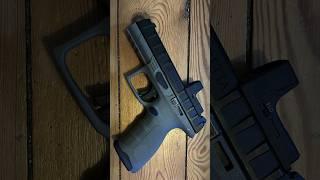 Beretta APX  Airsoft GBB by Umarex