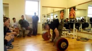 Alexander Lapirov 300 kg RAW deadlift straps and belt