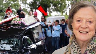 Public Funeral   | Maggie Smith's Family Breaks Down in TEARS at Her Funeral!