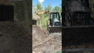 Насыпной погреб из морского контейнера. Установка #погреб #изконтейнера