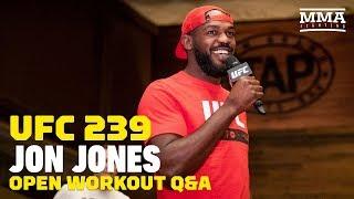 Jon Jones Isn't Worried About Thiago Santos' Power at UFC 239 - MMA Fighting