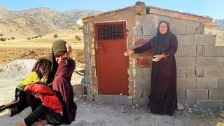 A widowed mother struggles to create hope and build a home for her children in the wild mountains.