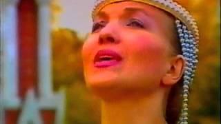 How did I upset you ? / Чем тебя я огорчила?