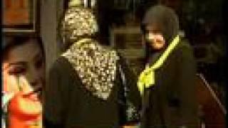 Global Pulse: Media Frenzy and the Forgotten Refugees
