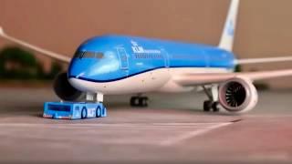 Day At The Airport- Stop motion animation short video (B-2 Spirit, 747, 787 and more)