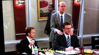 How I Met Your Mother- Awkward Back Rub Guy