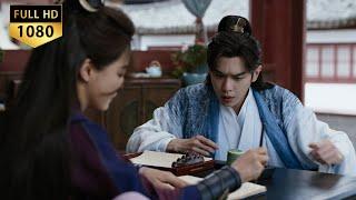 Haitang Duoduo helps Fan Xian revise the secret book of martial arts