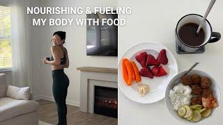 WHAT I EAT IN A DAY | to nourish my body during my menstrual phase!