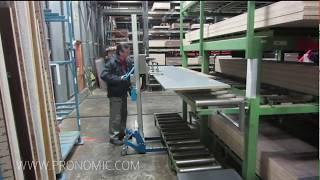 Advanced Handling's turn attachement for Board lifting on a Pronomic Lift and Drive trolley