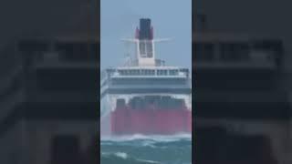 Ship  Shipping Water Aggressively Like A Boss. #shorts #video #viral #lifeatsea #ship #shortsvideo