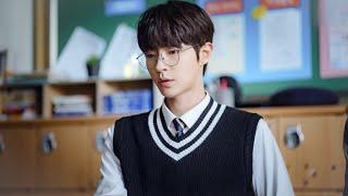 The handsome boy of the school fell in love with a poor girl Clip for the drama The Sound of Magic