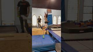 #helpmemakethismakesense #trampoline #flip #amnewbutnottheleast