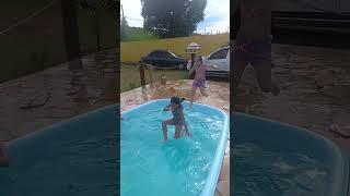 Aniversário Helena e as amigas #turmadamonica #moama #piscina #shorts