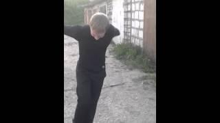 Кто сказалчто русские танцевать лезгинку не умеют!