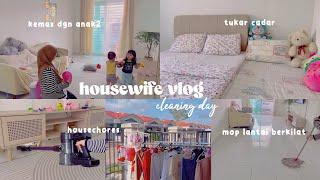 housewife vlog | cleaning day | mengemas dengan anak2 | finally lantai berkilat 