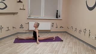 A small complex for ballet stretching.