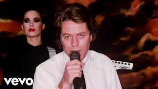 Robert Palmer - Addicted To Love (Official Music Video)