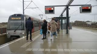 Metro aan Zee