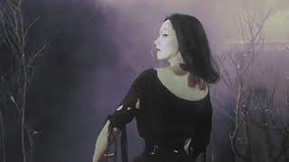 Couloir FC4 - Neva (Music Video) (Plan 9 From Outer Space 1959)