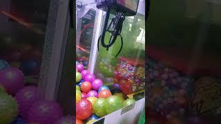 Rigged Claw Machine???