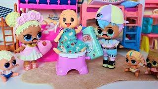 ON THE POTTY! DIAPERS ARE NOT ALLOWED! New girl in kindergarten LOL surprise! Funny dolls cartoons