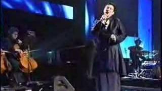 K.D. Lang sings Leonard Cohen's Hallelujah