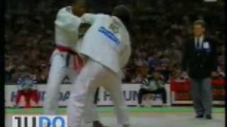 JUDO 1997 World Championships: Israel Hernandez (CUB) - Giorgi Vazagashvili (GEO)