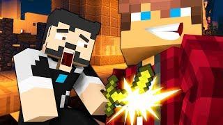 НЕПОБЕДИМЫЙ ВОЛОДЯ ВЫДЕРЖИВАЕТ УДАР МАЙНЯК В МАЙНКРАФТ ХАЙПИКСЕЛЬ MINECRAFT