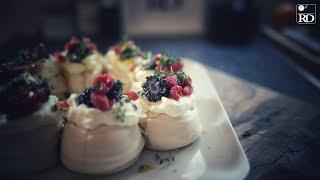 How to make perfect Pavlova or Meringue | Cách Làm Bánh Pavlova | Rick Duong