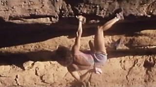 Catherine Destivelle - Awesome free solo climbing in Mali (Seo - escalade solo intégral)